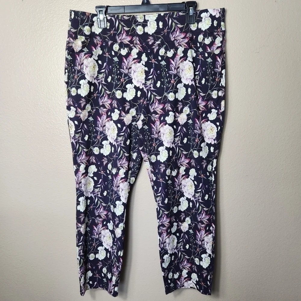 Soft Surroundings Superla Peony Floral Black Pull-on Straight Crop Pants-Size XL
